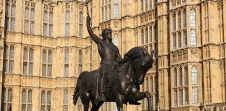 The Rise and Fall of the British Empire: A Historical Overview london