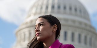 Migrants New York: Ocasio-Cortez Fields Tough Questions at Town Hall